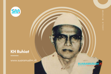 Ajengan Ruhiat pendiri Pesantren Cipasung