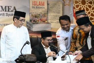 buku sejarah islam di eropa timur