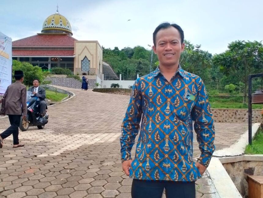Muhammad Nur Kholik Almansyuri