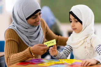 meneladani akhlak rasulullah
