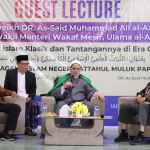 Dr Faisal memandu acara