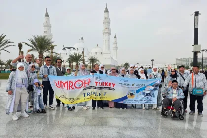 travel khadim wisata